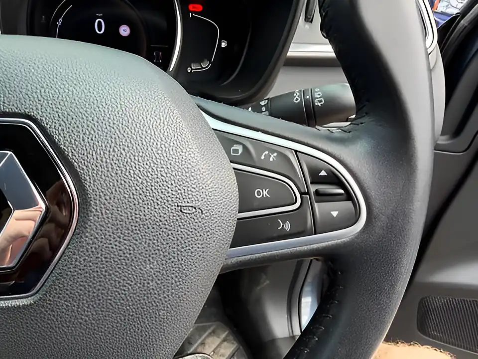 Used 2005 Renault Kadjar Dynamique Nav Grey - Interior and Exterior details 12
