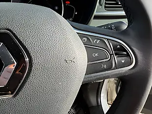 Used 2005 Renault Kadjar Iconic White - Interior and Exterior details 15