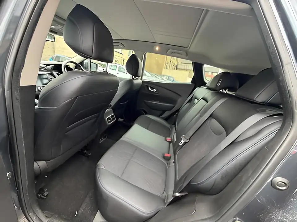 Used 2005 Renault Kadjar S Edition Grey - Interior and Exterior details 7