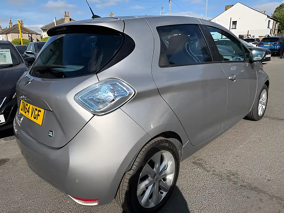 Used 2005 Renault Zoe Dynamique Intens Neptune Grey - Interior and Exterior details 12