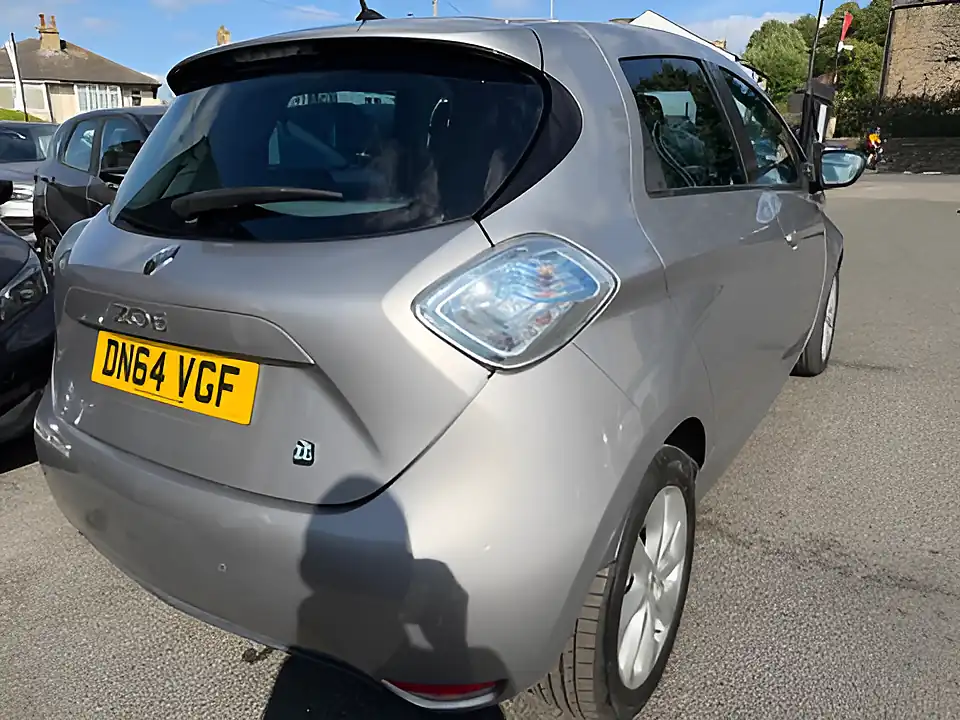 Used 2005 Renault Zoe Dynamique Intens Neptune Grey - Interior and Exterior details 13