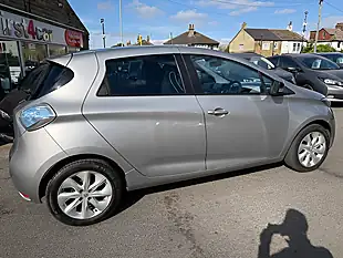 Used 2005 Renault Zoe Dynamique Intens Neptune Grey - Interior and Exterior details 4