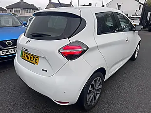 Used 2005 Renault Zoe GT Line Glacier White - Interior and Exterior details 5