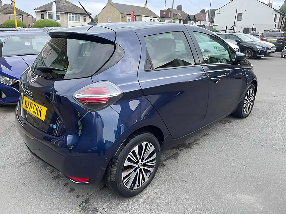 Used 2005 Renault Zoe Riviera Blue - Interior and Exterior details 5