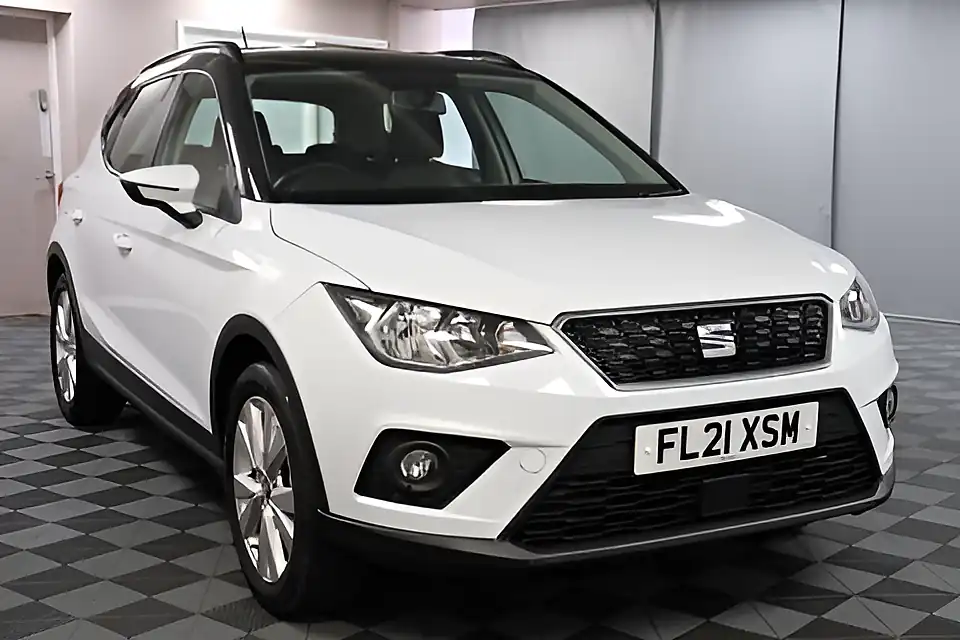 Used 2005 SEAT Arona Se Technology Nevada White - Interior and Exterior details 15