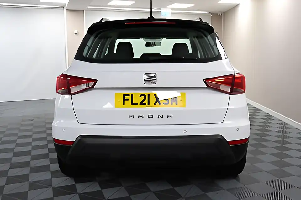 Used 2005 SEAT Arona Se Technology Nevada White - Interior and Exterior details 7