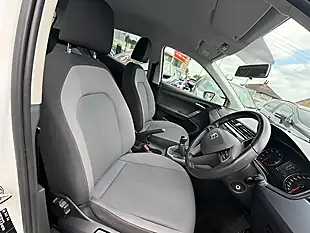 Used 2005 SEAT Arona Se Technology White - Interior and Exterior details 9