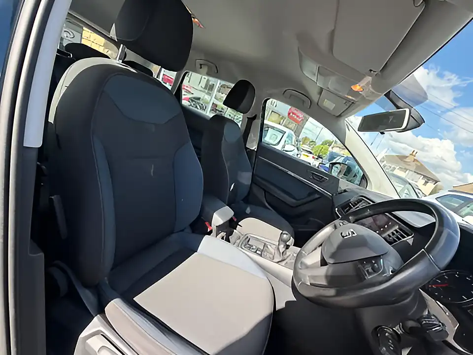 Used 2005 SEAT Ateca Se Technology Lava Blue - Interior and Exterior details 8