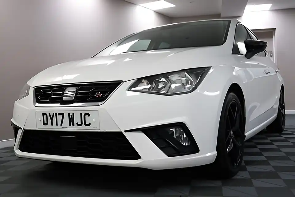 Used 2005 SEAT Ibiza Fr Nevada White - Interior and Exterior details 14