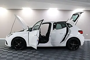 Used 2005 SEAT Ibiza Fr Nevada White - Interior and Exterior details 5