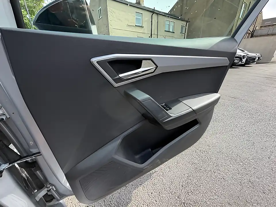 Used 2005 SEAT Ibiza Fr Silver - Interior and Exterior details 12