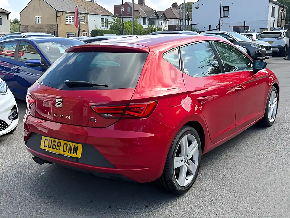 Used 2005 SEAT Leon Fr Red - Interior and Exterior details 7