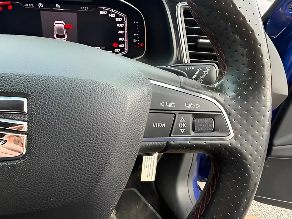 Used 2005 SEAT Leon Fr Sport Blue - Interior and Exterior details 13