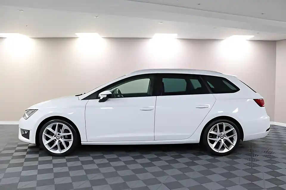 Used 2005 SEAT Leon Fr Technology Nevada White - Interior and Exterior details 11