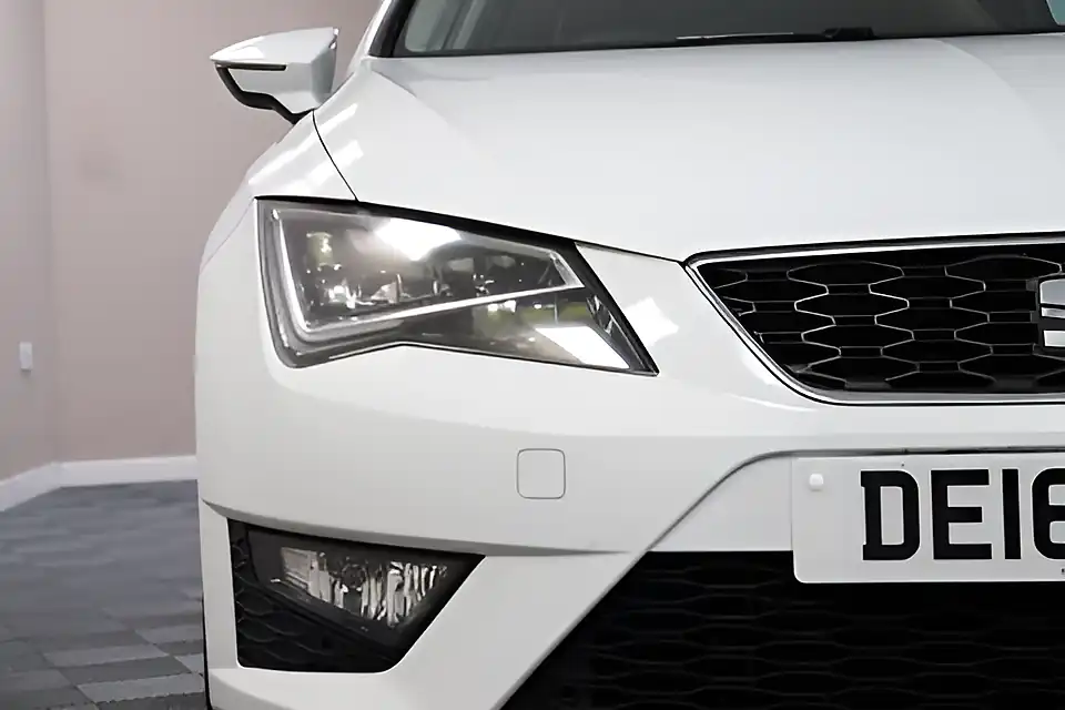 Used 2005 SEAT Leon Fr Technology Nevada White - Interior and Exterior details 14