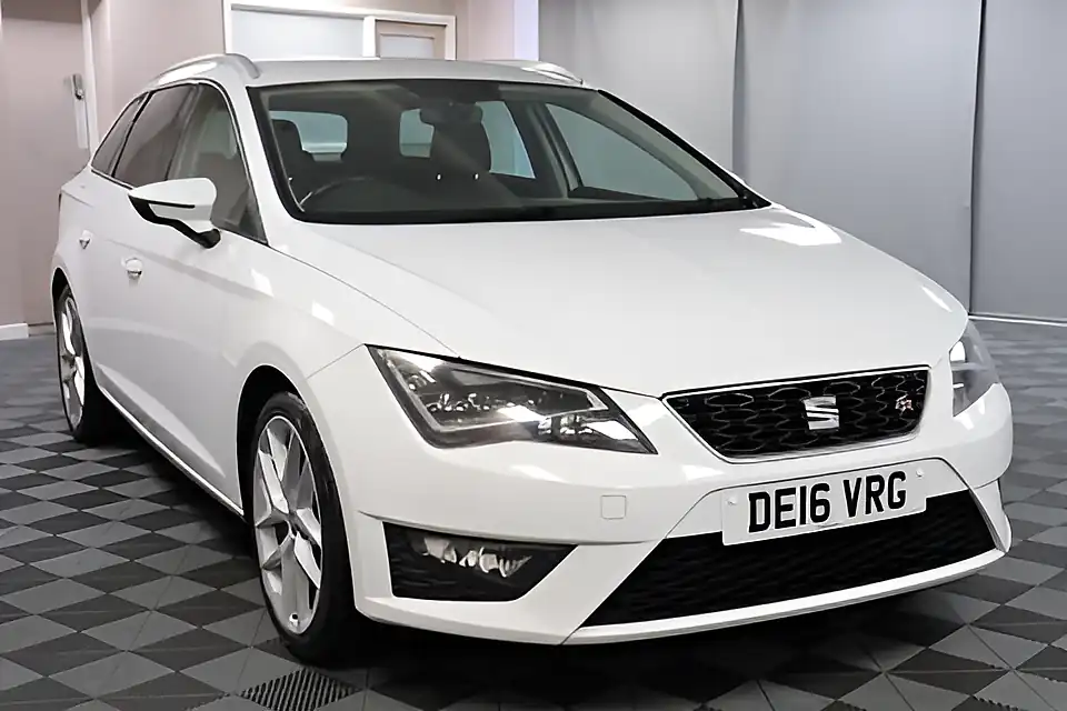 Used 2005 SEAT Leon Fr Technology Nevada White - Interior and Exterior details 16