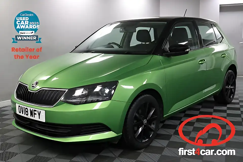 Used 2005 Skoda Fabia Colour Edition Green - Interior and Exterior details 2