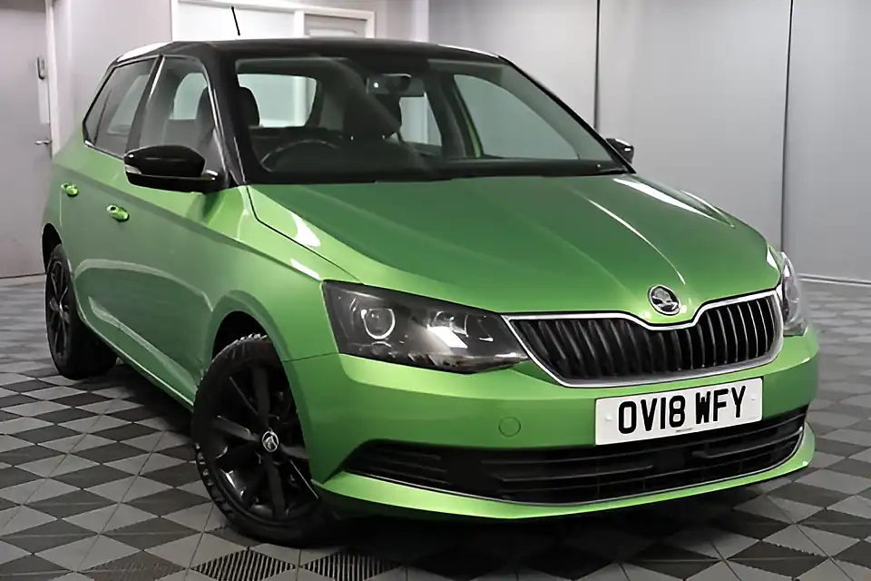 Used 2005 Skoda Fabia Colour Edition Green - Interior and Exterior details 3