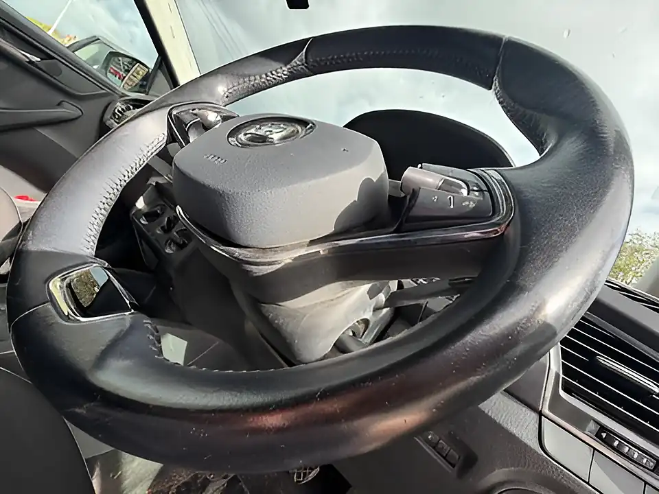 Used 2005 Skoda Fabia Se Blue - Interior and Exterior details 13