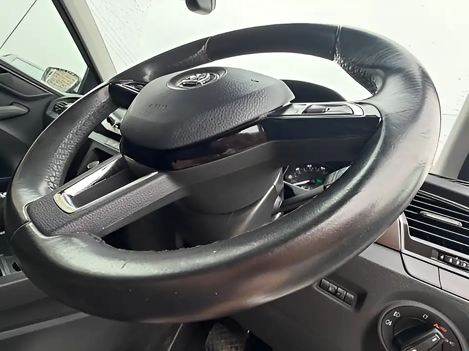 Used 2005 Skoda Fabia Se L White - Interior and Exterior details 13