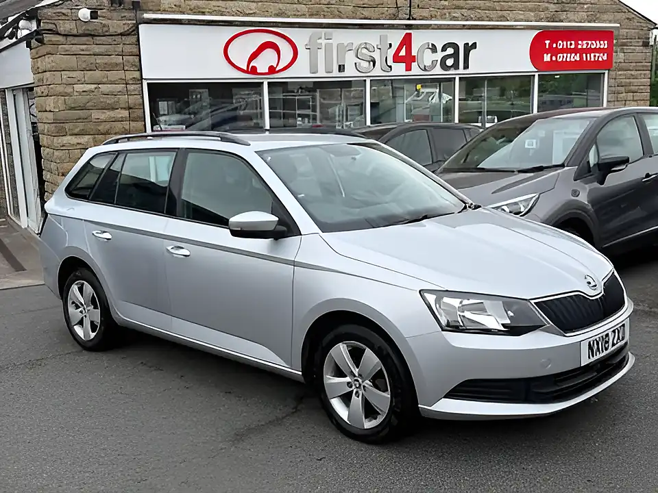 Used 2005 Skoda Fabia Se Silver - Front View