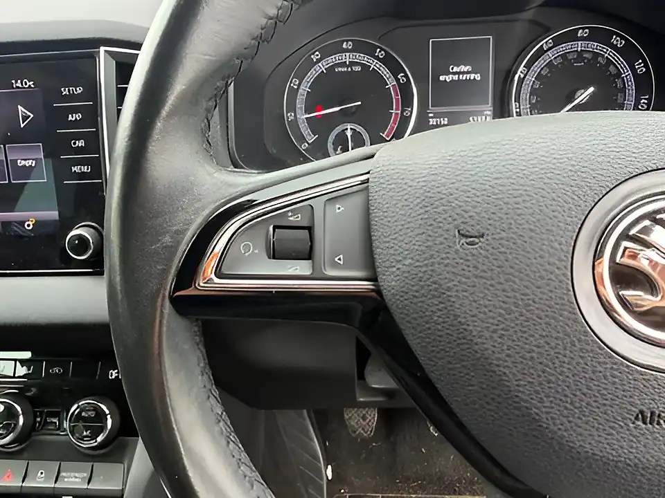 Used 2005 Skoda Karoq Se Black - Interior and Exterior details 12