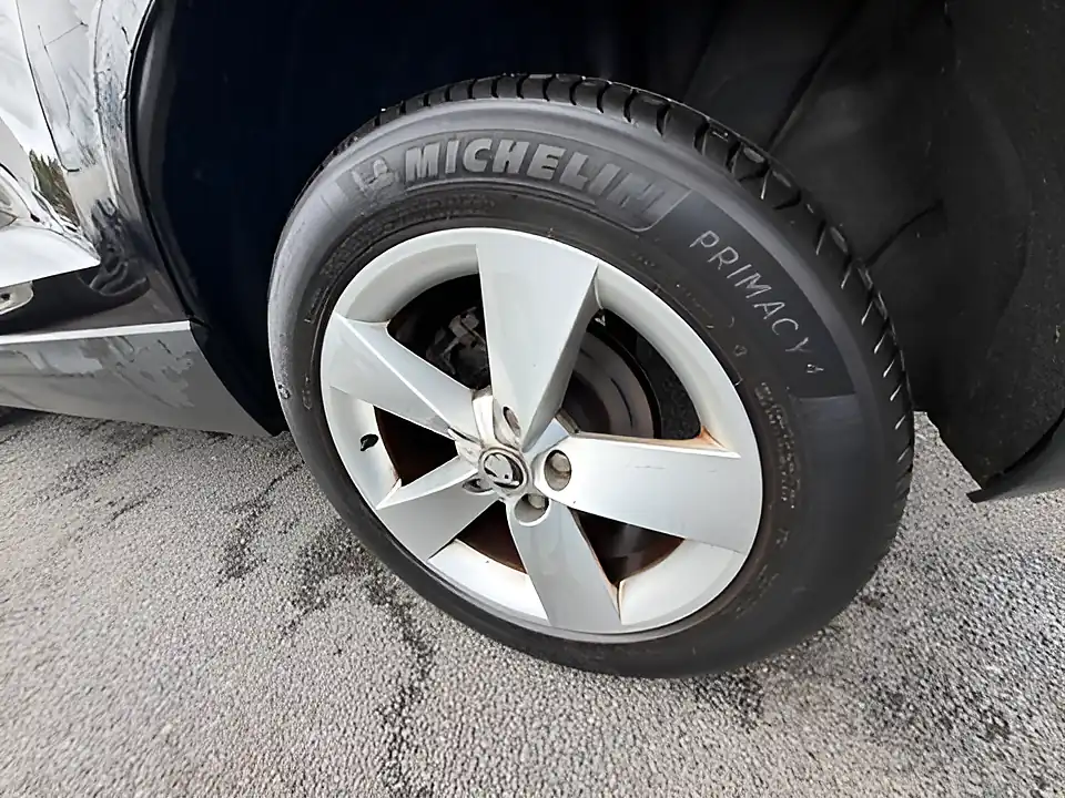 Used 2005 Skoda Karoq Se Black - Interior and Exterior details 7