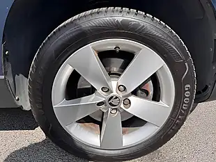 Used 2005 Skoda Karoq Se Blue - Interior and Exterior details 11