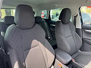 Used 2005 Skoda Karoq Se Blue - Interior and Exterior details 9