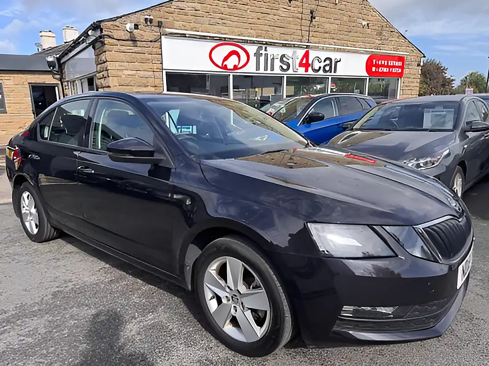 Used 2005 Skoda Octavia Se Black - Interior and Exterior details 3