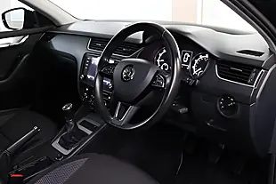 Used 2005 Skoda Octavia Se Black - Interior and Exterior details 4