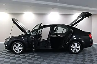 Used 2005 Skoda Octavia Se Black - Interior and Exterior details 5