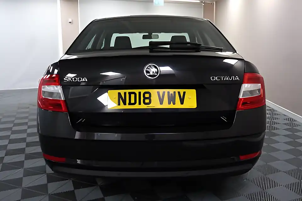 Used 2005 Skoda Octavia Se Black - Interior and Exterior details 7