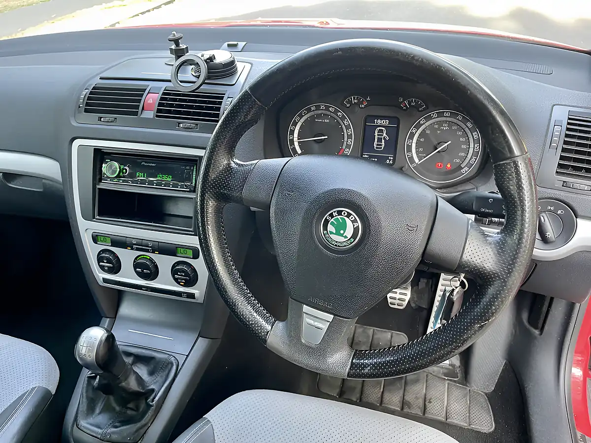 Used 2005 Skoda Octavia VRS 5DR Red - Interior and Exterior details 11