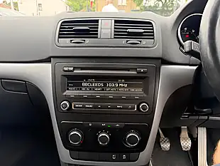 Used 2005 Skoda Yeti S Blue - Interior and Exterior details 14