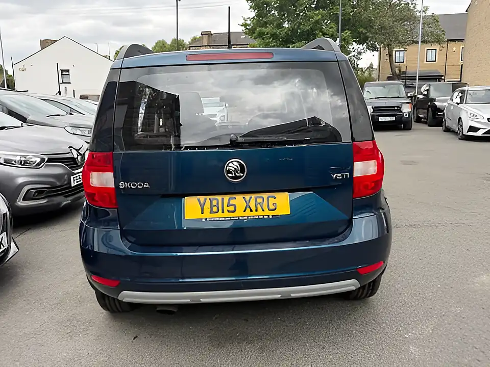 Used 2005 Skoda Yeti S Blue - Interior and Exterior details 5