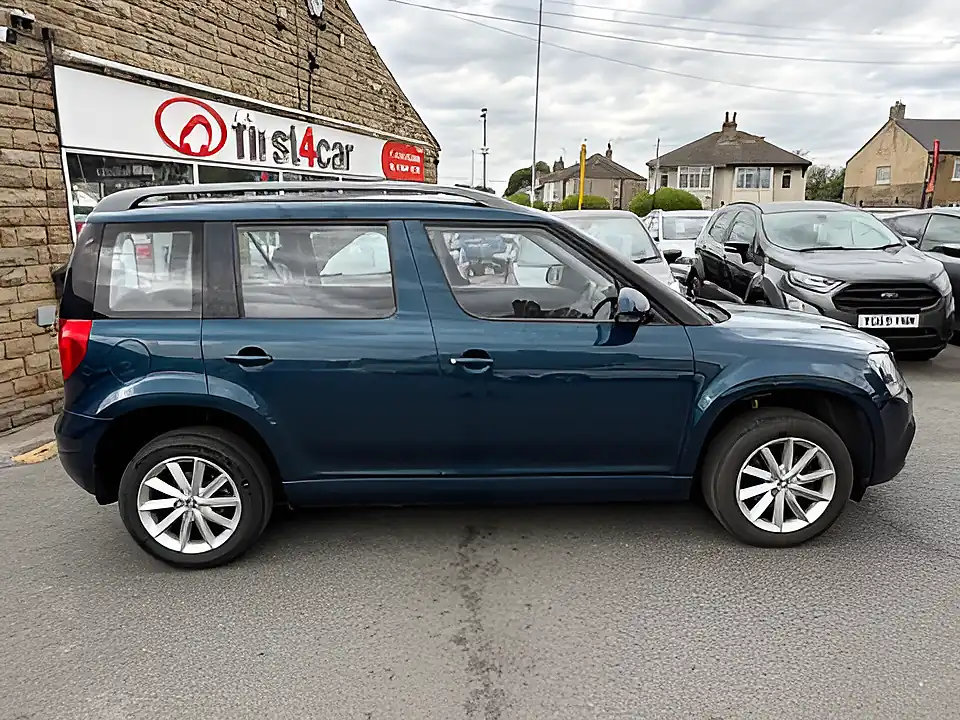 Used 2005 Skoda Yeti S Blue - Interior and Exterior details 6
