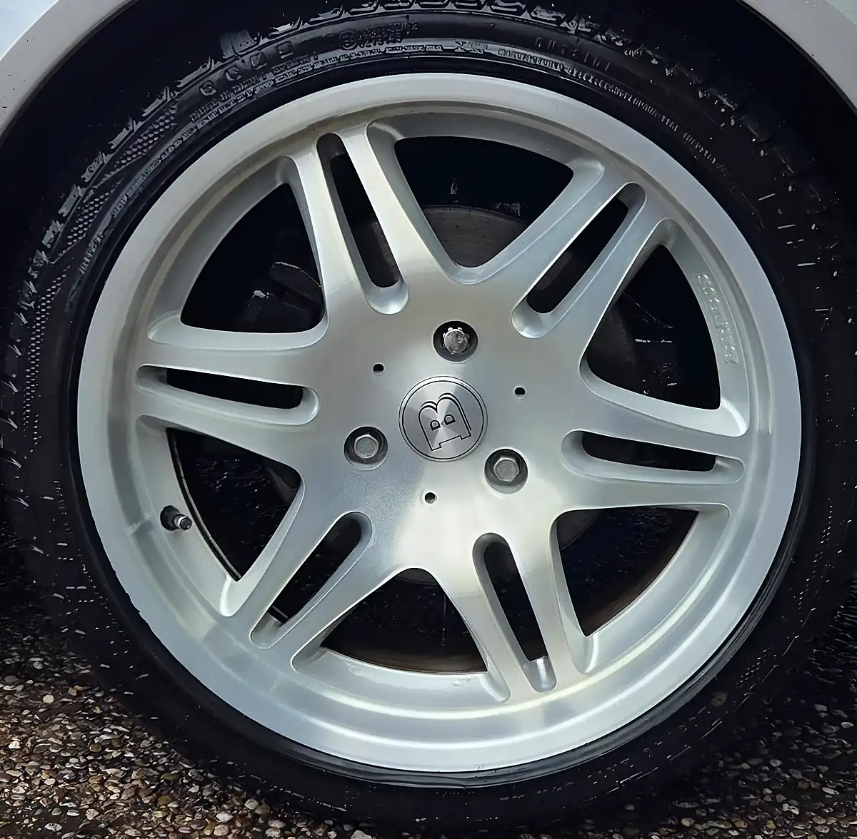 Used 2005 Smart Roadster Brabus Silver - Interior and Exterior details 14