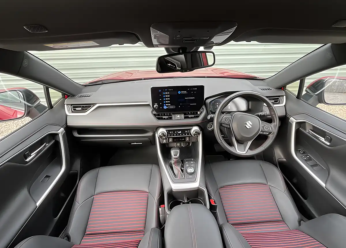 Used 2005 Suzuki Across E-Four Red - Interior and Exterior details 15