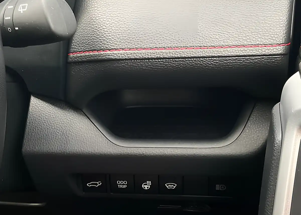 Used 2005 Suzuki Across E-Four Red - Interior and Exterior details 19