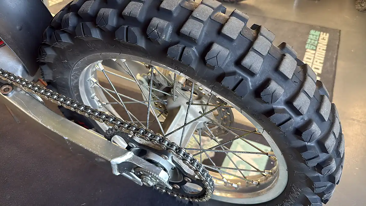 Used 2005 Suzuki DR-Z400E Enduro - Interior and Exterior details 11