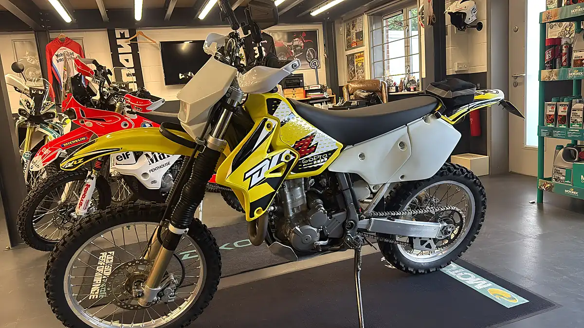 Used 2005 Suzuki DR-Z400E Enduro - Interior and Exterior details 18