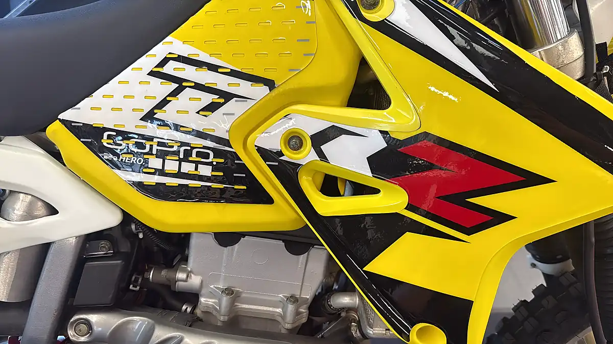 Used 2005 Suzuki DR-Z400E Enduro - Interior and Exterior details 6