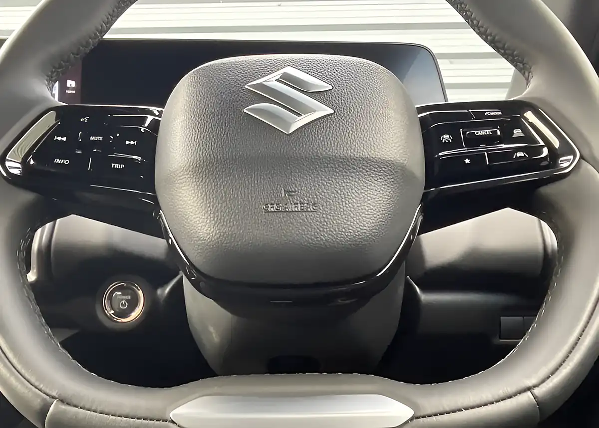 Used 2005 Suzuki Evitara Motion Allgrip Grandeur Grey - Interior and Exterior details 20
