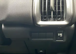 Used 2005 Suzuki Evitara Motion Allgrip Land Breeze Green - Interior and Exterior details 17