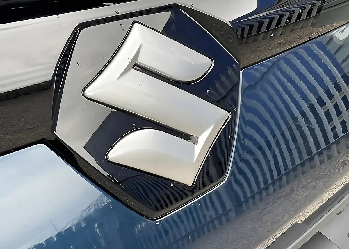 Used 2005 Suzuki Evitara Motion Celestial Blue - Interior and Exterior details 8