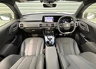 Used 2005 Suzuki Evitara Ultra 2WD Arctic White - Interior and Exterior details 9