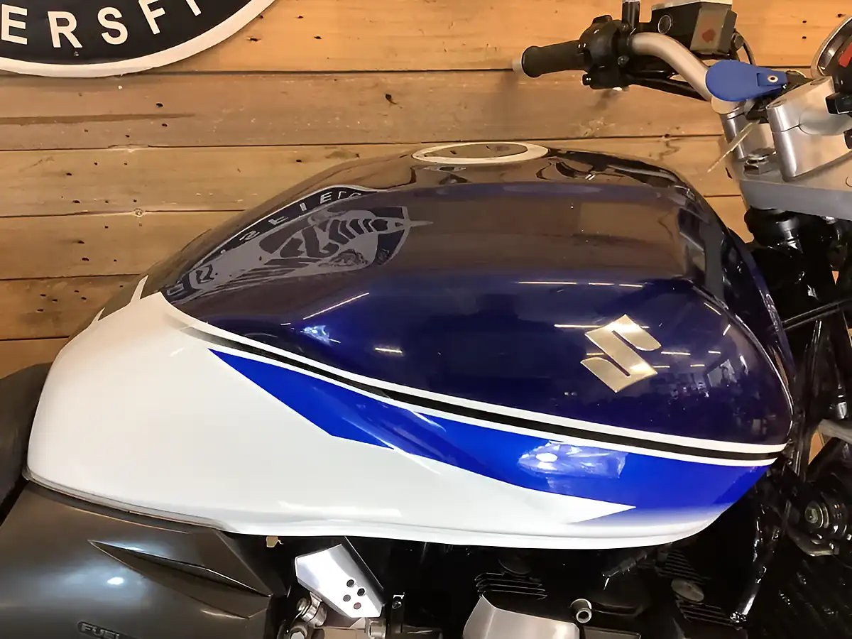 Used 2005 Suzuki Gsx - Interior and Exterior details 10