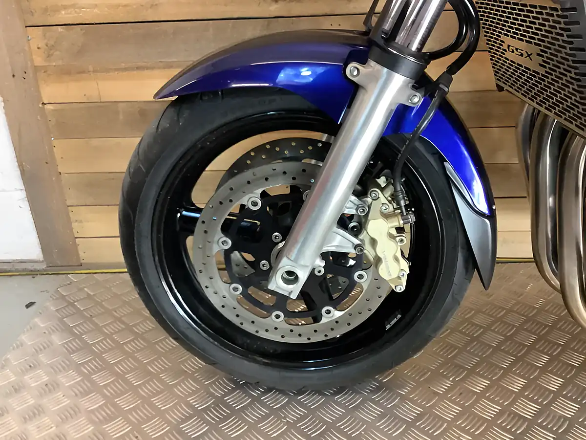 Used 2005 Suzuki Gsx - Interior and Exterior details 20