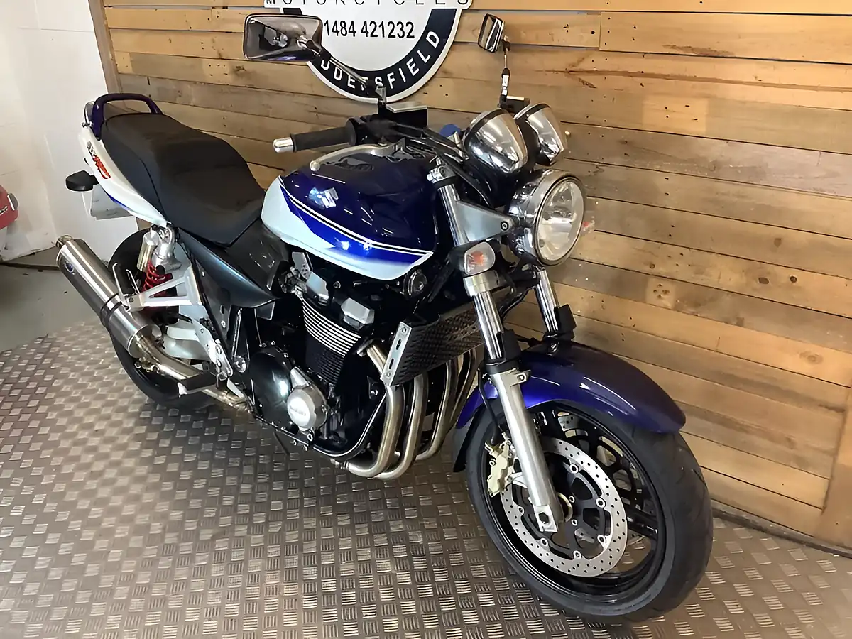 Used 2005 Suzuki Gsx - Interior and Exterior details 5
